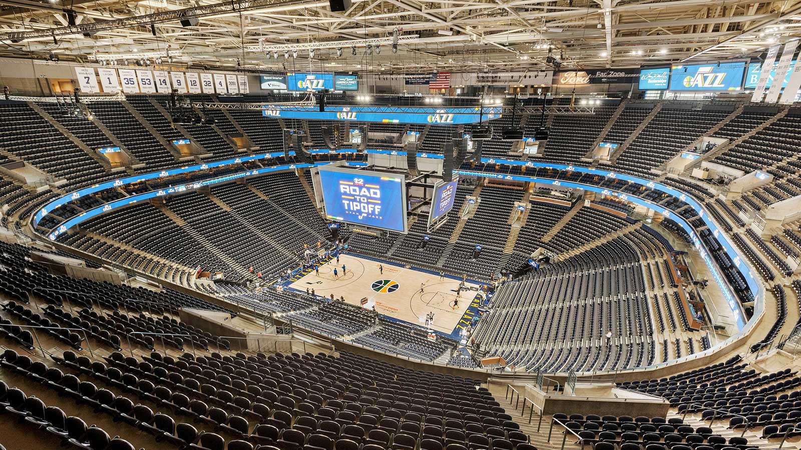 Trey & Ne-Yo chillin' court side at the Denver Nuggets vs Utah Jazz Game  tonight at Vivint Arena in Salt Lake City, Utah 😍🔥🏀🔥😍 (📸:…