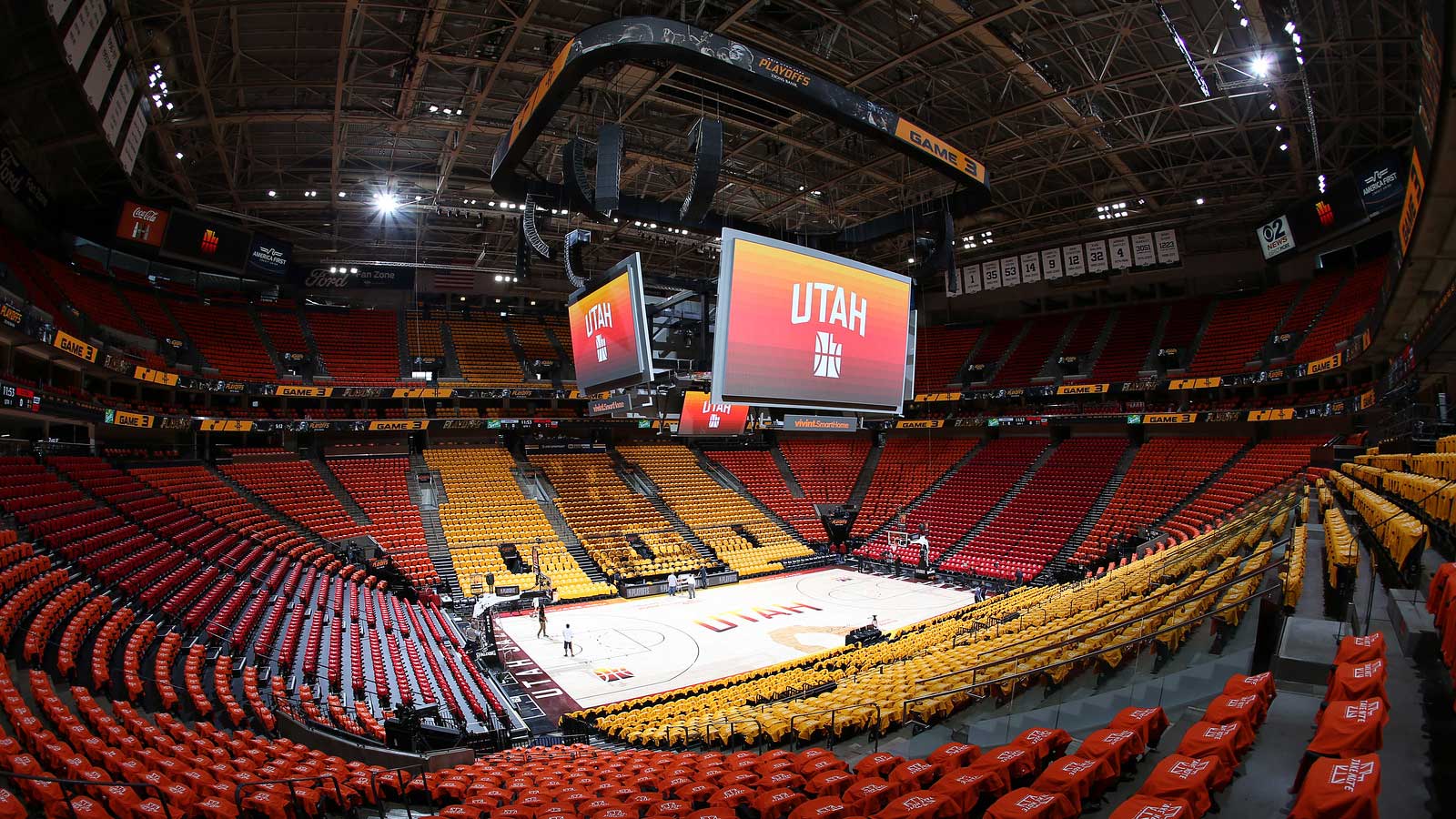 Trey & Ne-Yo chillin' court side at the Denver Nuggets vs Utah Jazz Game  tonight at Vivint Arena in Salt Lake City, Utah 😍🔥🏀🔥😍 (📸:…