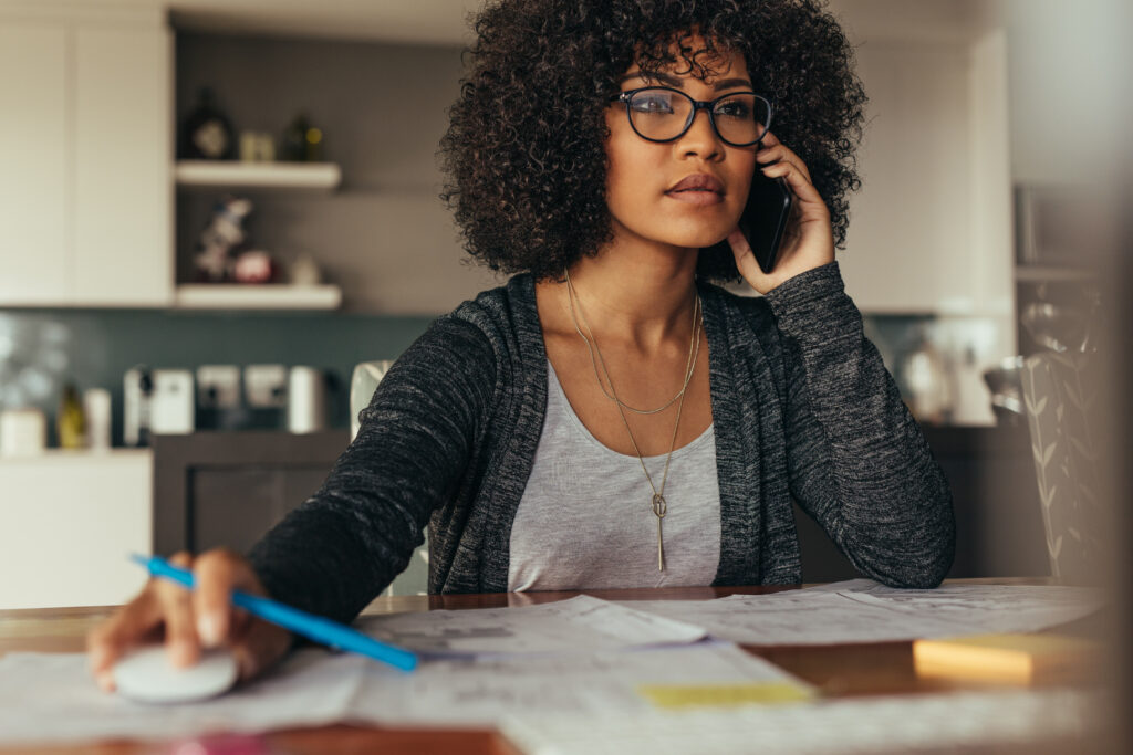 woman making offer on home