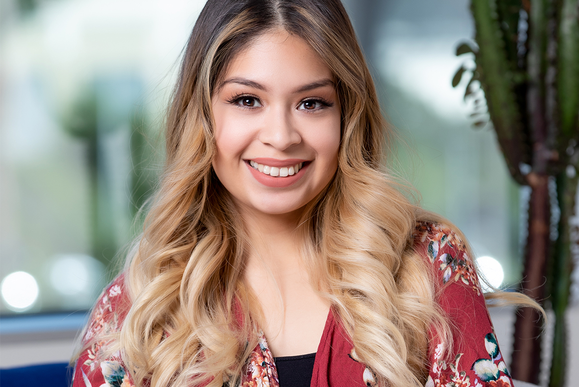 headshot of jennifer