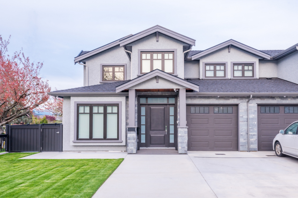 should i buy a brand new house